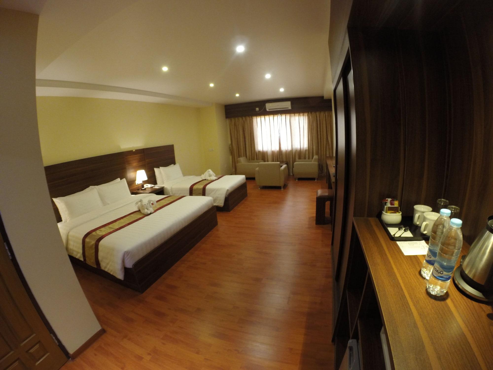 Silver Green Hotel Yangon Ngoại thất bức ảnh