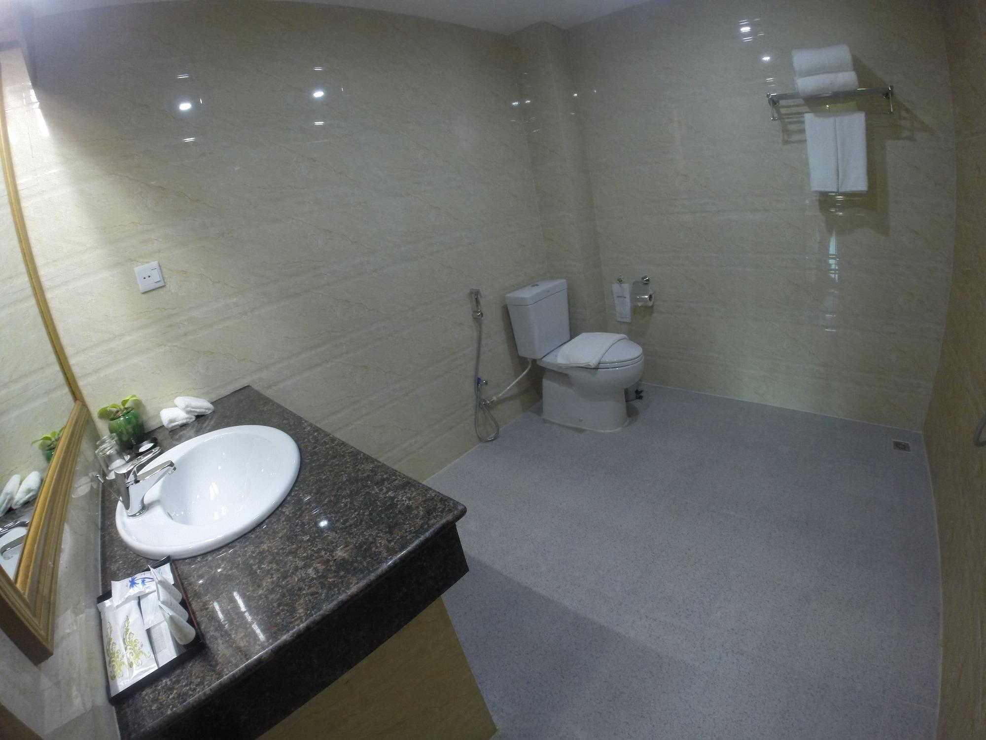 Silver Green Hotel Yangon Ngoại thất bức ảnh