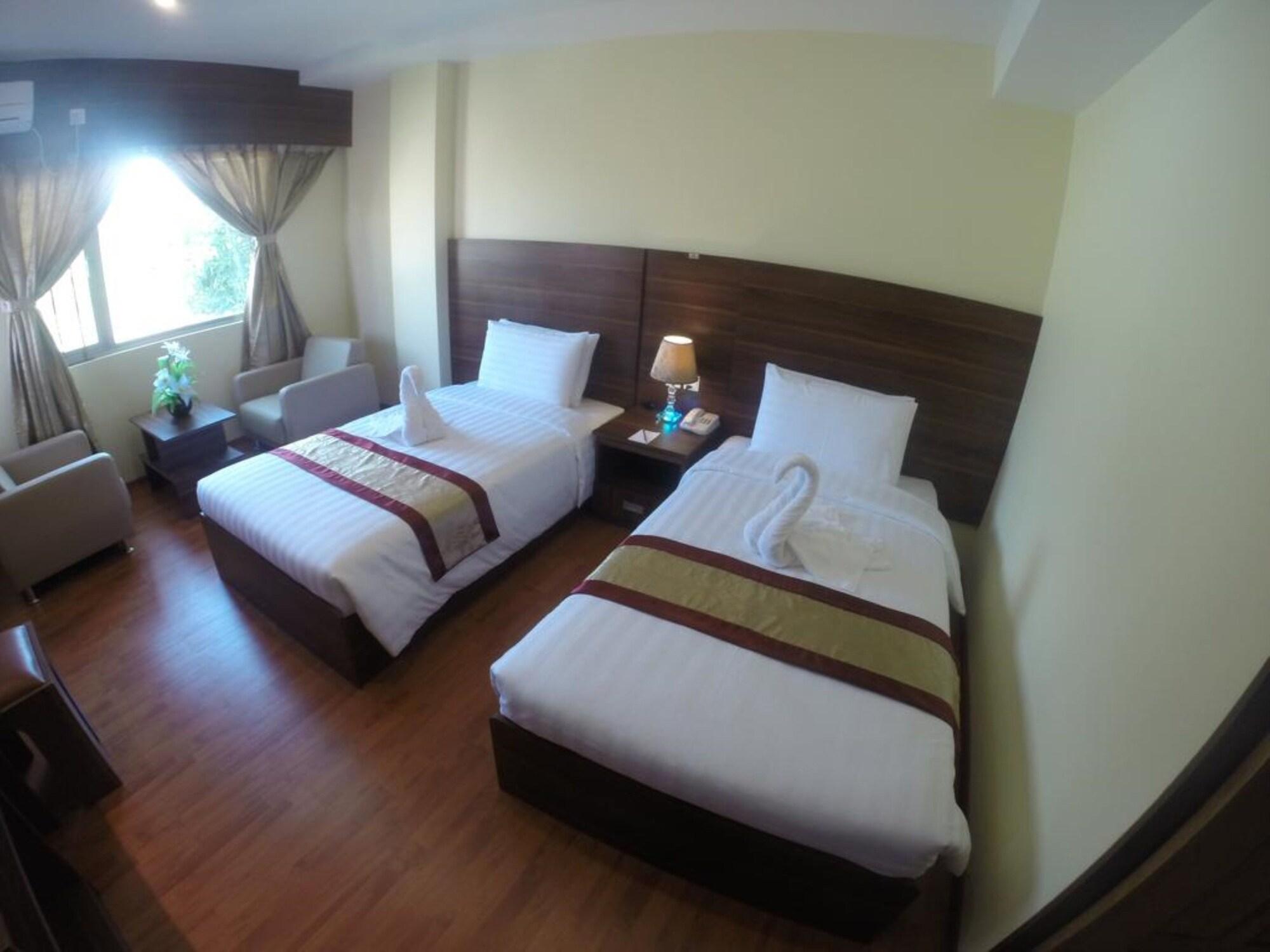 Silver Green Hotel Yangon Ngoại thất bức ảnh