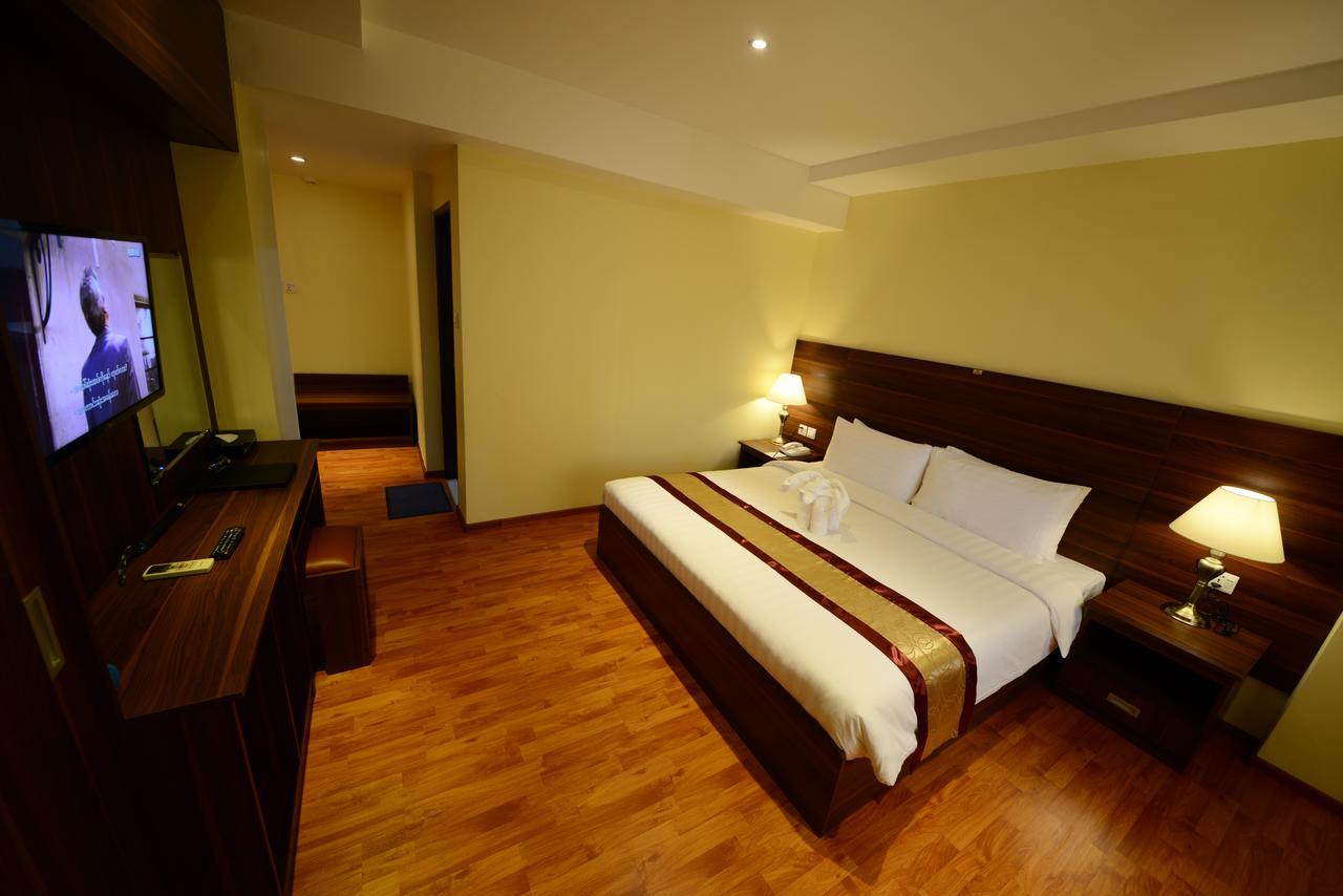 Silver Green Hotel Yangon Ngoại thất bức ảnh