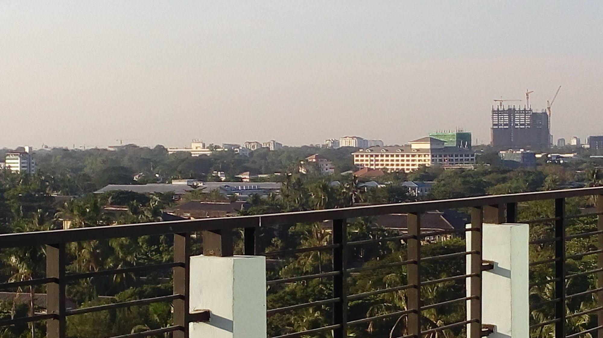 Silver Green Hotel Yangon Ngoại thất bức ảnh