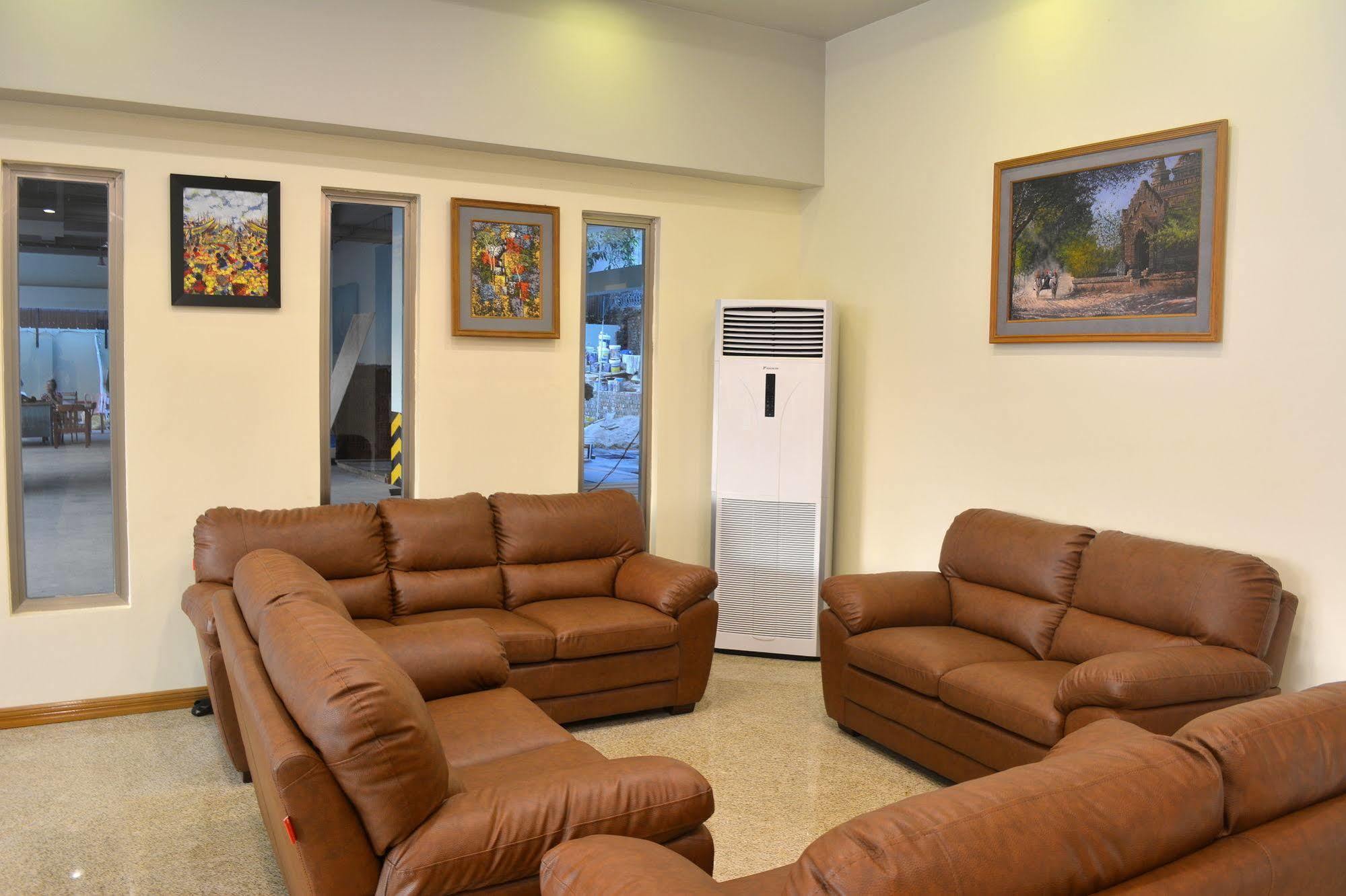 Silver Green Hotel Yangon Ngoại thất bức ảnh